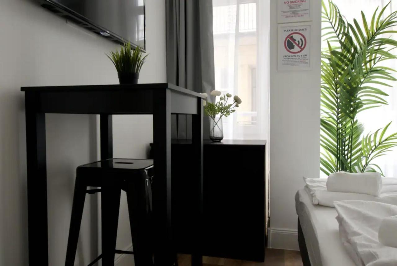 Apartment Studio By Hi5- In Downtown *